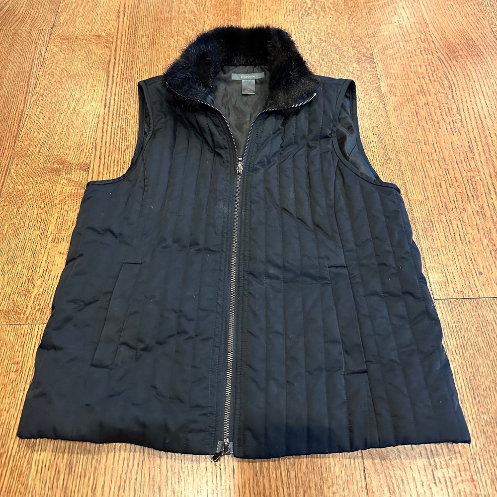 Liz Claiborne faux fur vest with pockets